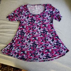 M Lularoe Perfect Shirt